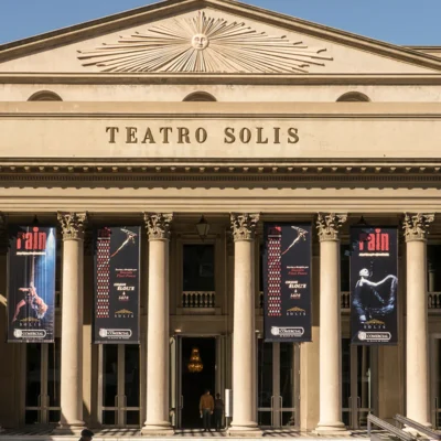 oficina-de-inverno-o-que-fazer-em-montevideo-uruguai-pontos-turisticos-teatro-solis.jpg